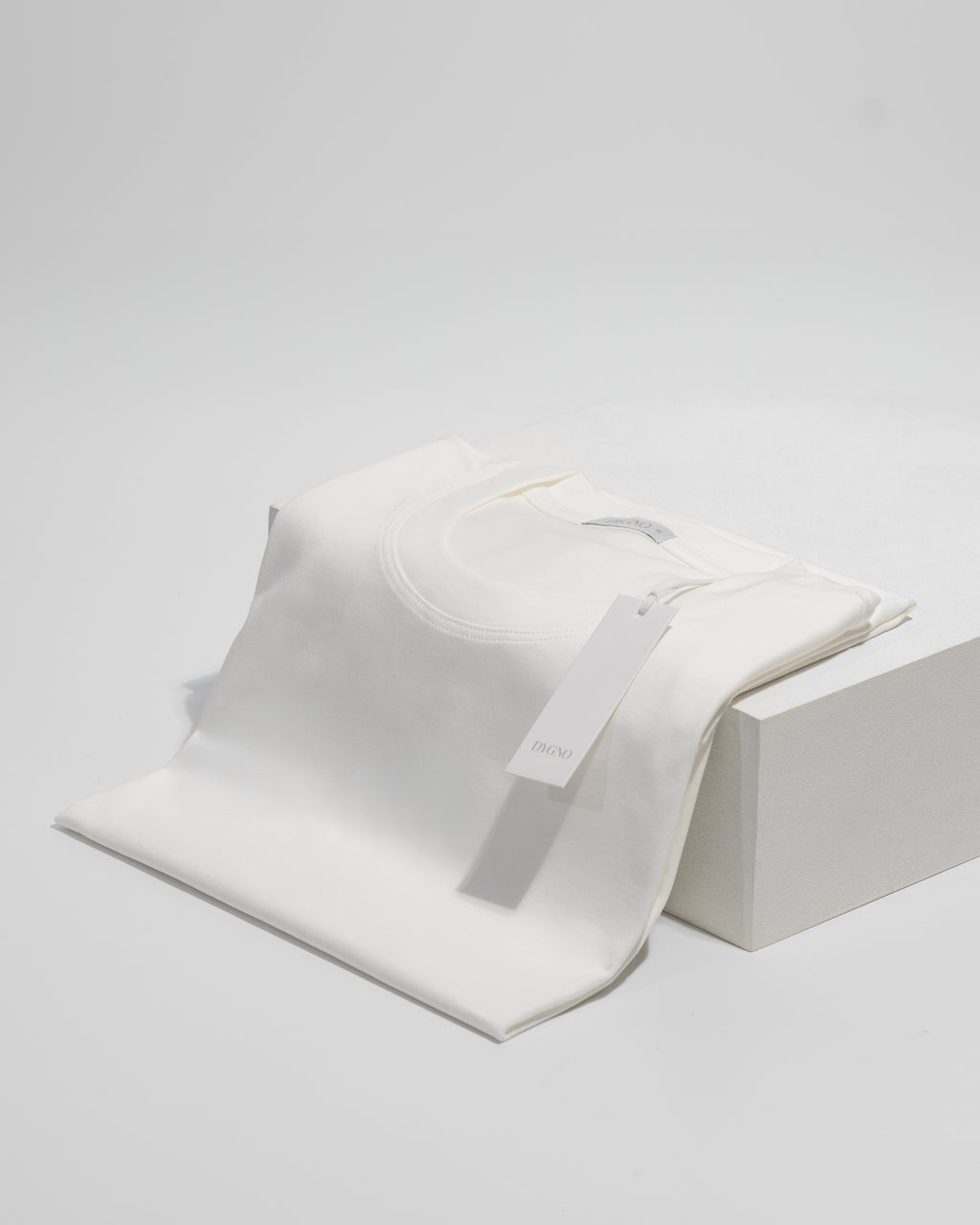 White pima cotton basic t-shirt